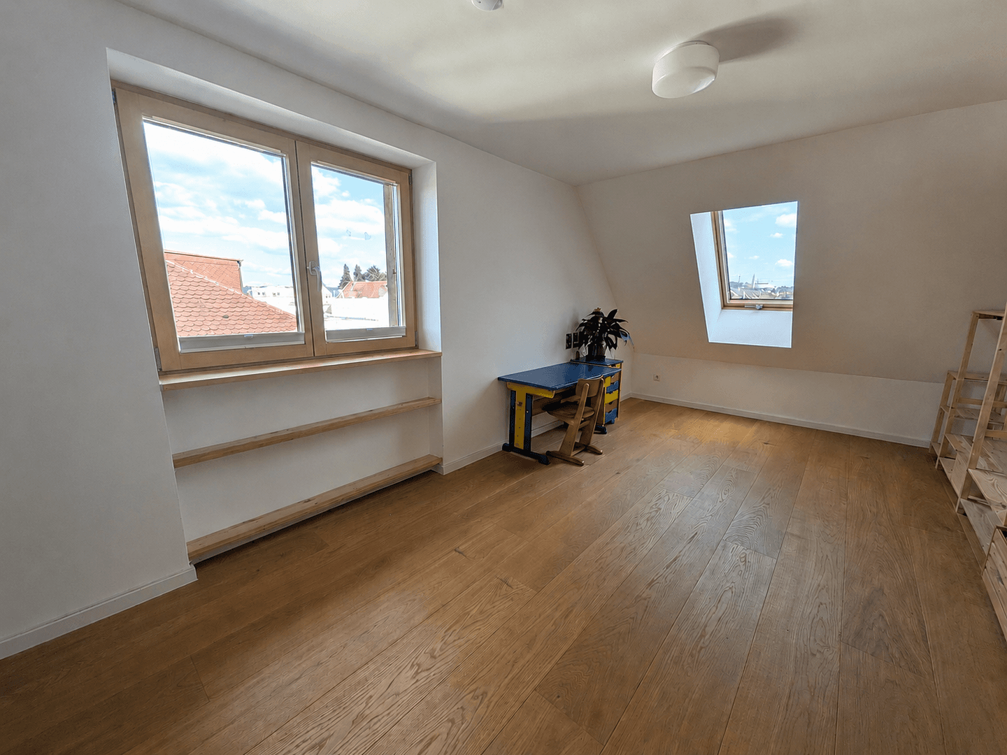 Predaj domu 178 m², pozemok 595 m², Landshut, Bavorsko Predaj domu 178 m², pozemok 595 m², Landshut, Bavorsko
