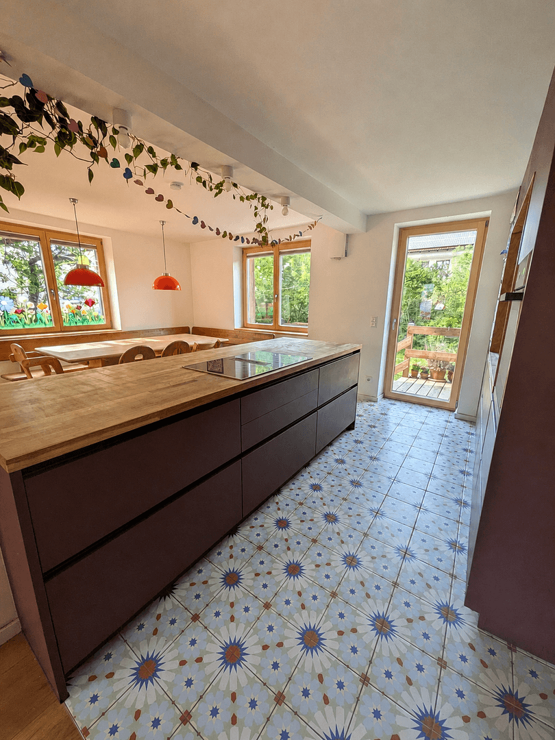 Predaj domu 178 m², pozemok 595 m², Landshut, Bavorsko Predaj domu 178 m², pozemok 595 m², Landshut, Bavorsko