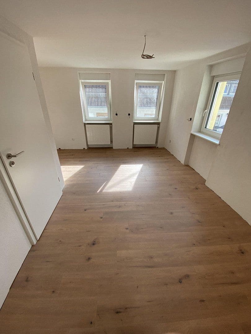 Predaj domu 130 m², pozemok 88 m², Schloßstraße 5, Stromberg, Porýnie-Falcko Predaj domu 130 m², pozemok 88 m², Schloßstraße 5, Stromberg, Porýnie-Falcko