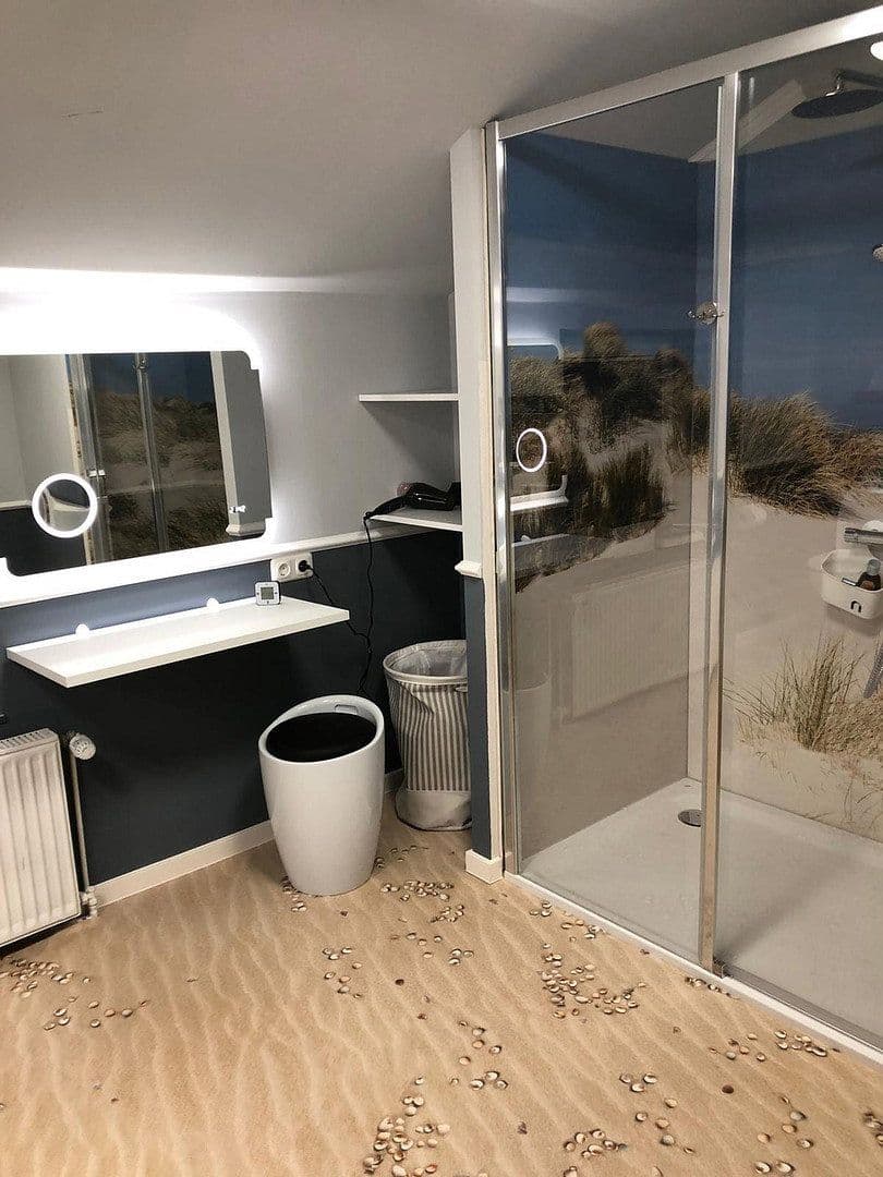 Predaj domu 206 m², pozemok 320 m², Lange Straße 3 - 5, Wangerland, Dolné Sasko Predaj domu 206 m², pozemok 320 m², Lange Straße 3 - 5, Wangerland, Dolné Sasko