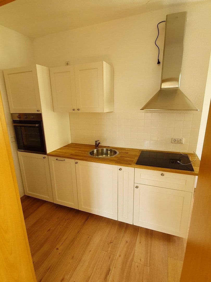 Prenájom bytu 2-izbový 48 m², Zerbster Straße 19, Leipzig, Sasko Prenájom bytu 2-izbový 48 m², Zerbster Straße 19, Leipzig, Sasko