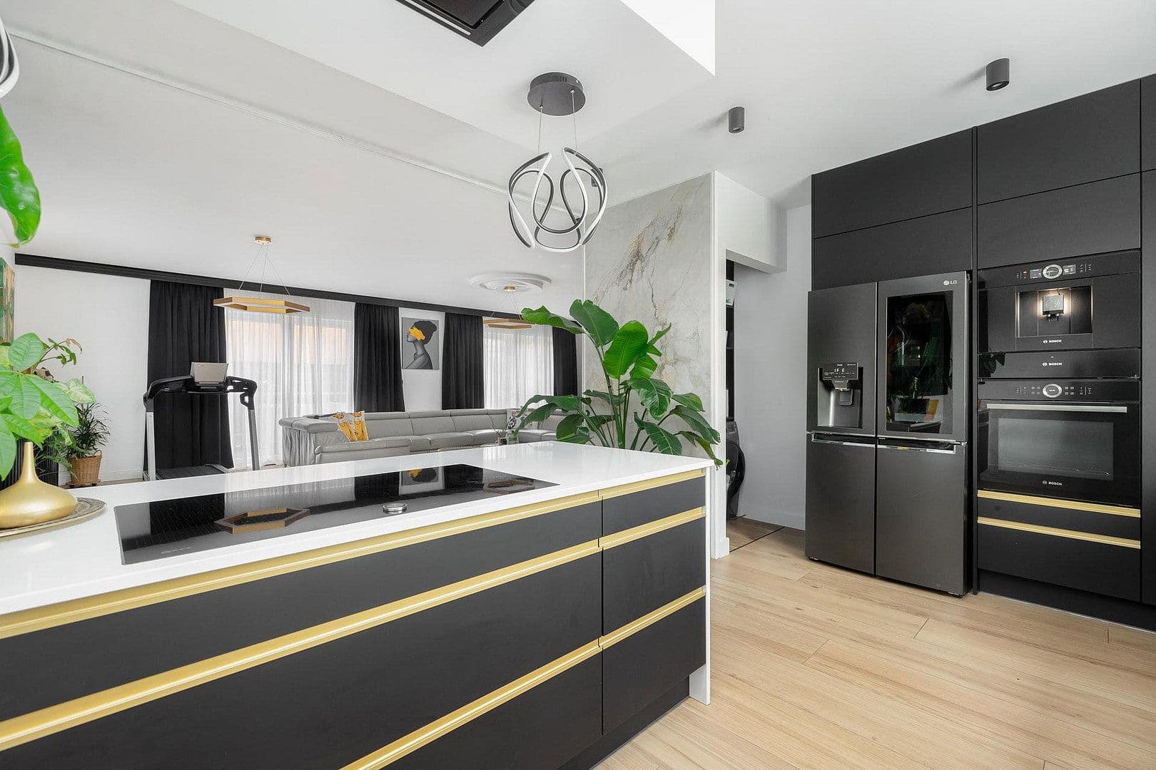 Predaj domu 391 m², pozemok 991 m², Dorfstrasse 10, Berlin, Berlín Predaj domu 391 m², pozemok 991 m², Dorfstrasse 10, Berlin, Berlín