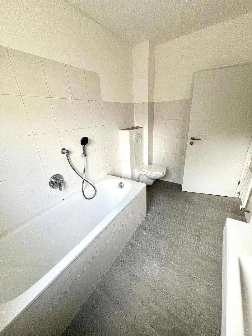 Predaj domu 90 m², pozemok 113 m², Bensheim, Hesensko Predaj domu 90 m², pozemok 113 m², Bensheim, Hesensko