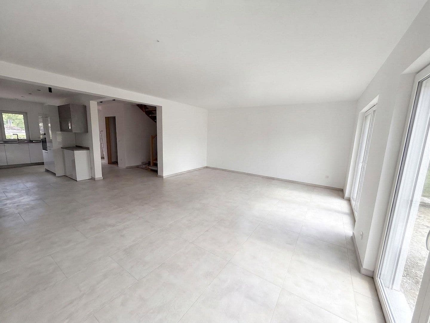 Prenájom domu 185 m², pozemok 460 m², Rurberger Straße 30, Simmerath, Severné Porýnie - Westfálsko Prenájom domu 185 m², pozemok 460 m², Rurberger Straße 30, Simmerath, Severné Porýnie - Westfálsko