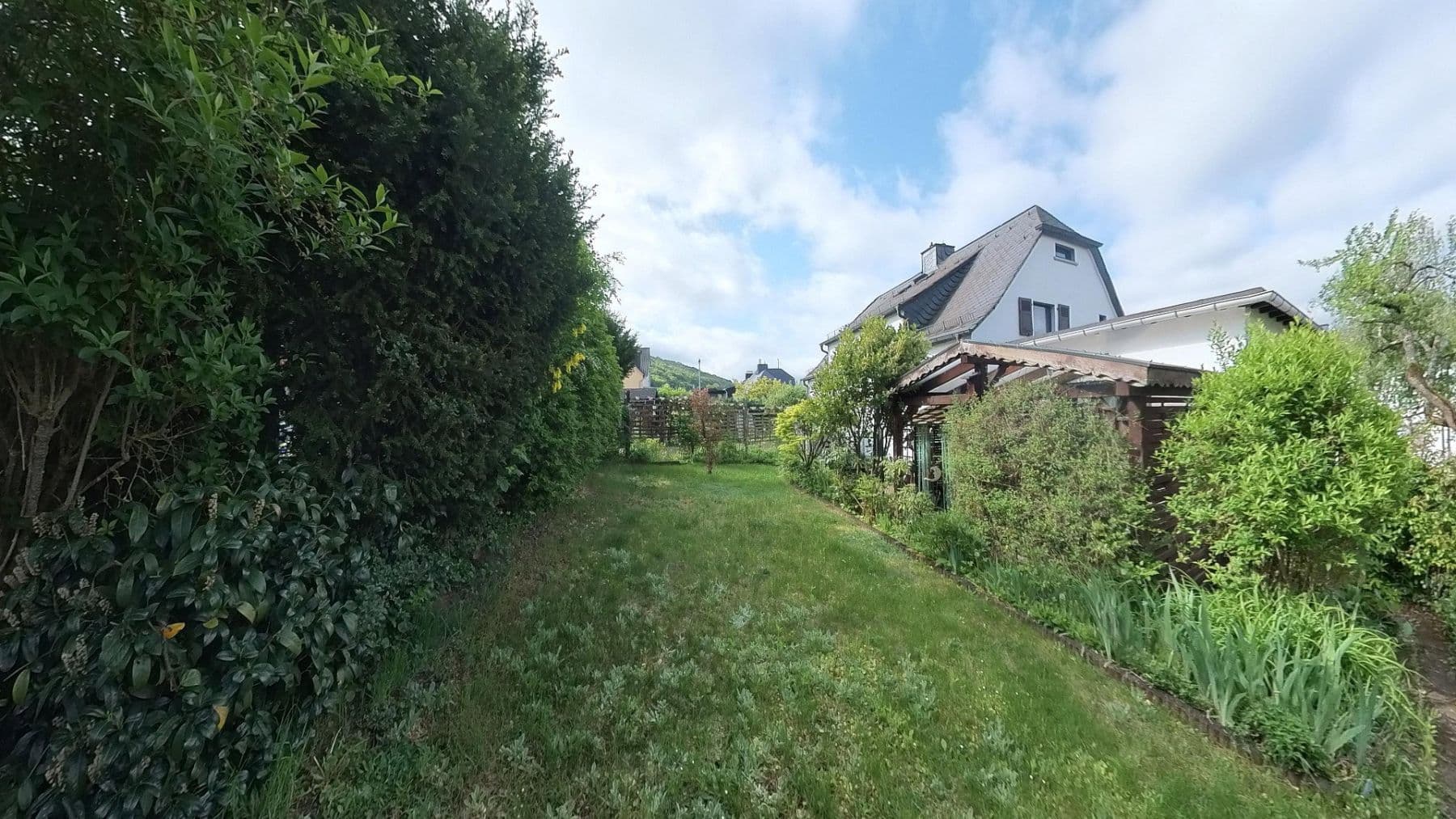 Predaj domu 95 m², pozemok 390 m², Herborn, Hesensko Predaj domu 95 m², pozemok 390 m², Herborn, Hesensko