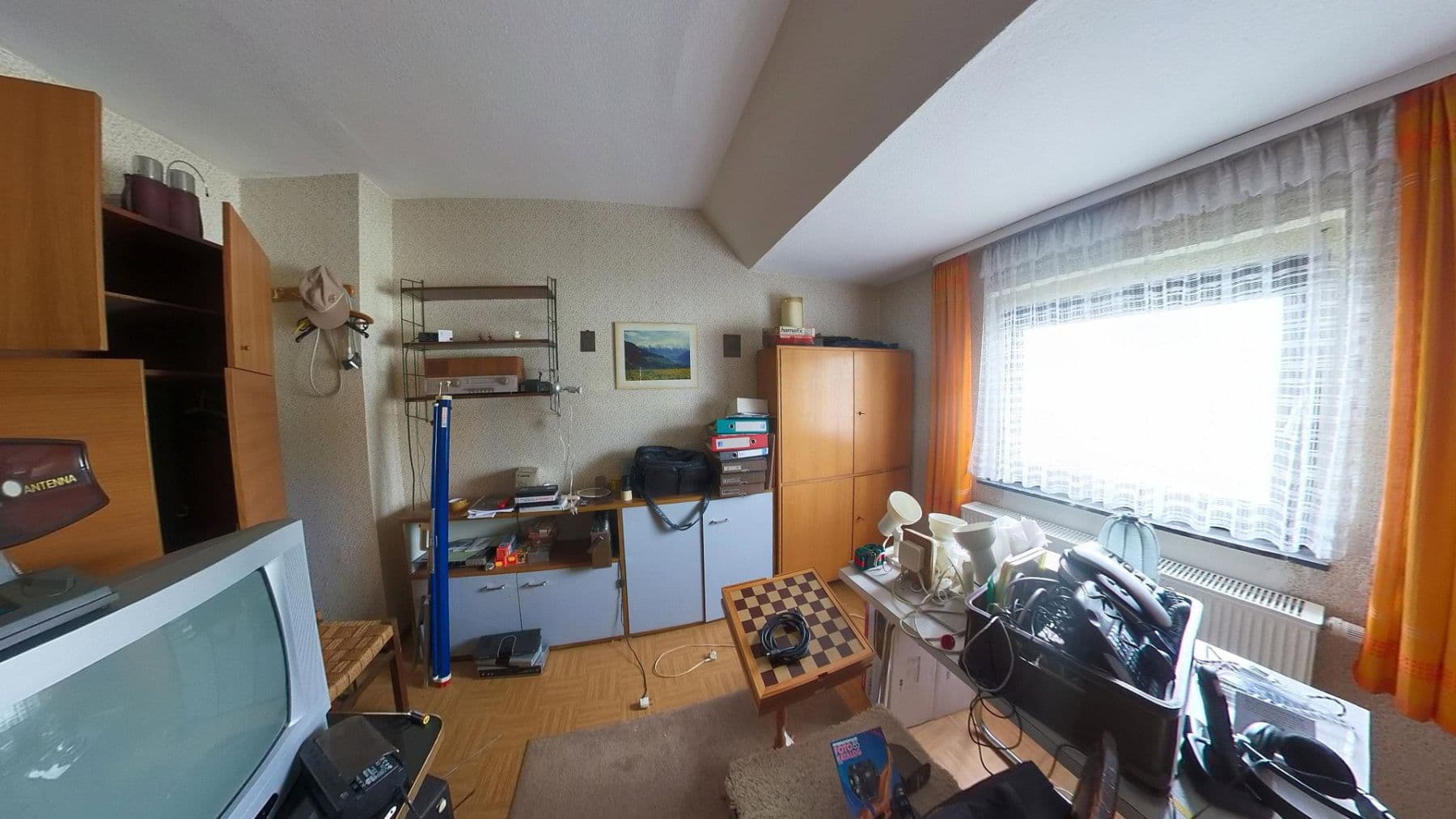 Predaj domu 95 m², pozemok 390 m², Herborn, Hesensko Predaj domu 95 m², pozemok 390 m², Herborn, Hesensko