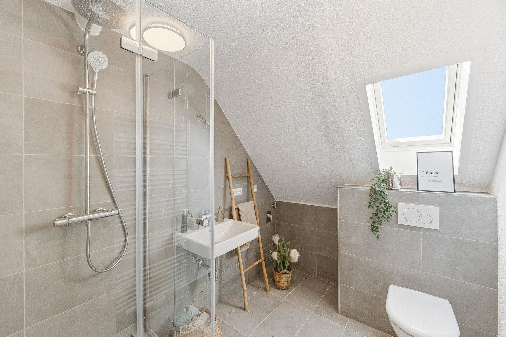 Predaj bytu 3-izbový 60 m², Stuttgart, Bádensko-Wurttembersko Predaj bytu 3-izbový 60 m², Stuttgart, Bádensko-Wurttembersko