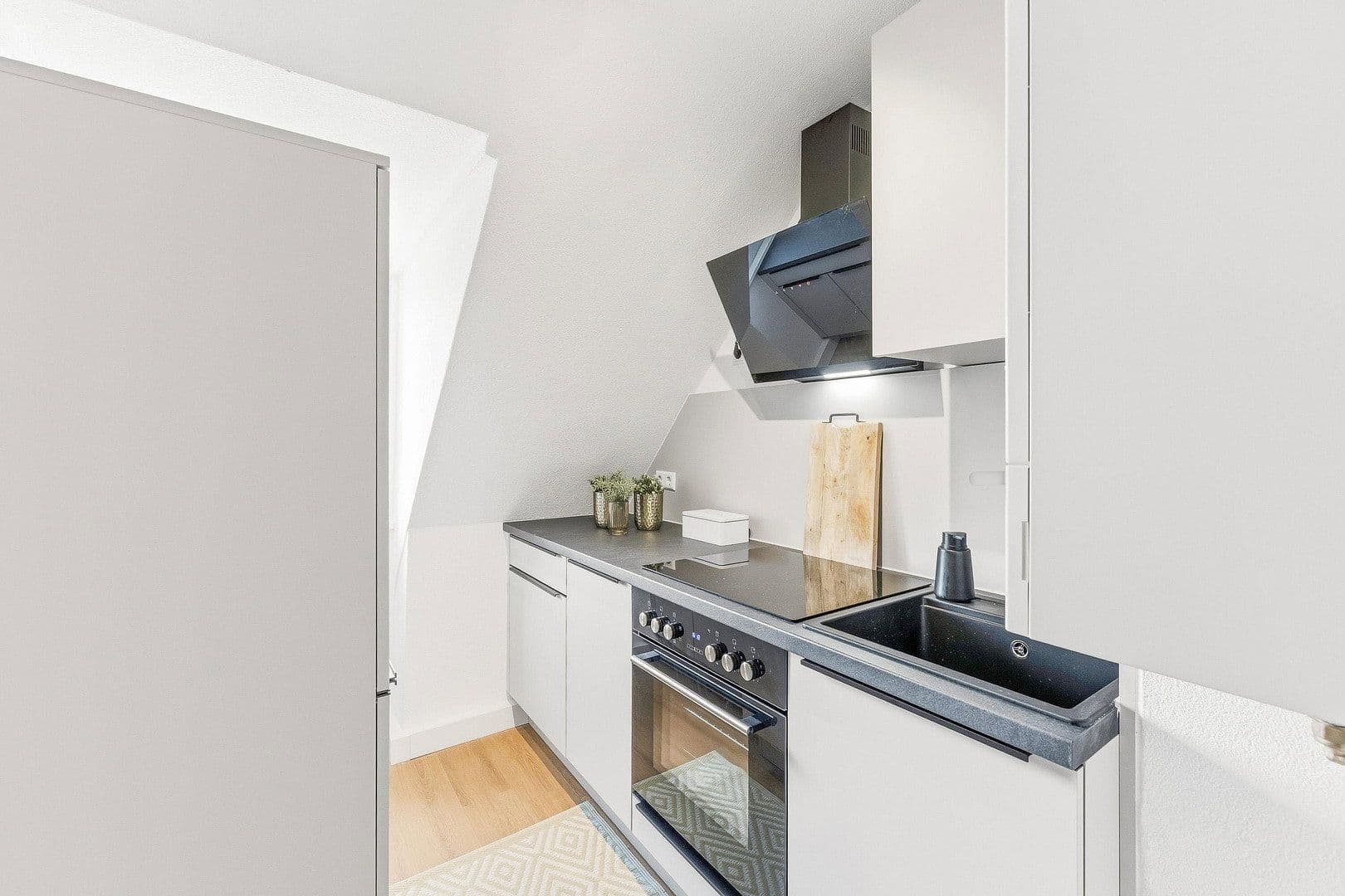 Predaj bytu 3-izbový 60 m², Stuttgart, Bádensko-Wurttembersko Predaj bytu 3-izbový 60 m², Stuttgart, Bádensko-Wurttembersko