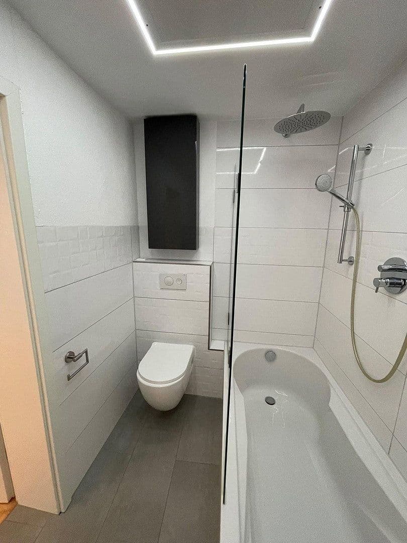 Predaj domu 200 m², pozemok 177 m², Affalterbacher Straße 16, Remseck am Neckar, Bádensko-Wurttembersko Predaj domu 200 m², pozemok 177 m², Affalterbacher Straße 16, Remseck am Neckar, Bádensko-Wurttembersko