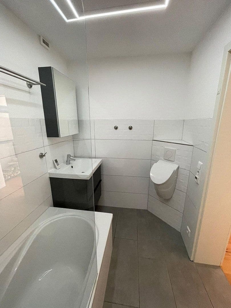 Predaj domu 200 m², pozemok 177 m², Affalterbacher Straße 16, Remseck am Neckar, Bádensko-Wurttembersko Predaj domu 200 m², pozemok 177 m², Affalterbacher Straße 16, Remseck am Neckar, Bádensko-Wurttembersko