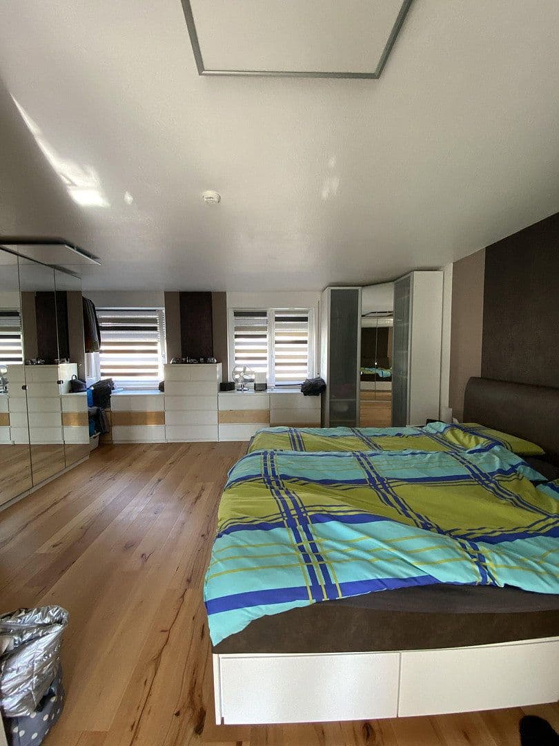 Predaj domu 200 m², pozemok 177 m², Affalterbacher Straße 16, Remseck am Neckar, Bádensko-Wurttembersko Predaj domu 200 m², pozemok 177 m², Affalterbacher Straße 16, Remseck am Neckar, Bádensko-Wurttembersko