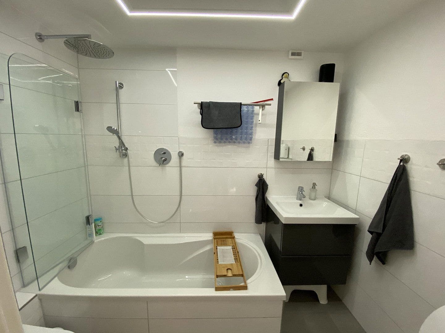 Predaj domu 200 m², pozemok 177 m², Affalterbacher Straße 16, Remseck am Neckar, Bádensko-Wurttembersko Predaj domu 200 m², pozemok 177 m², Affalterbacher Straße 16, Remseck am Neckar, Bádensko-Wurttembersko