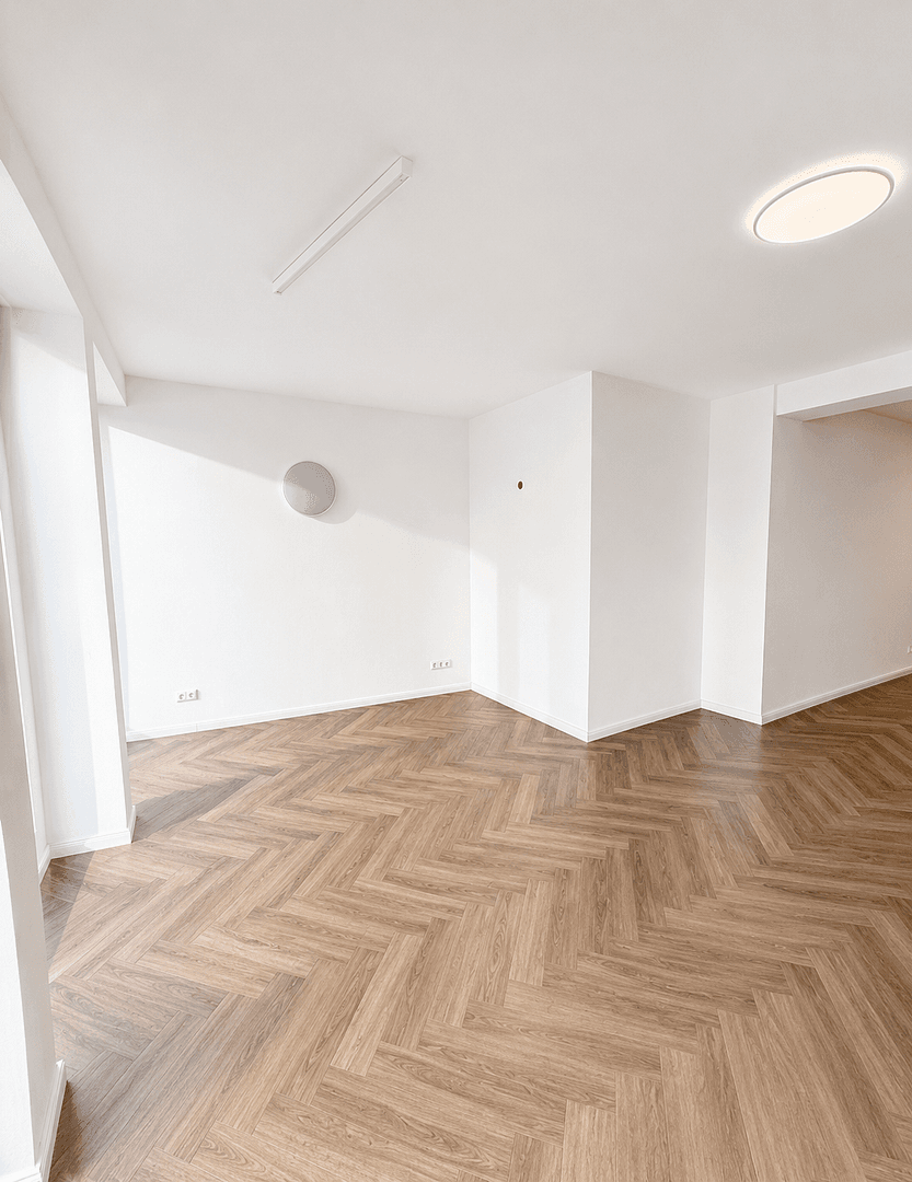 Prenájom kancelárie 115 m², Baselerstrasse 17, Frankfurt, Hesensko Prenájom kancelárie 115 m², Baselerstrasse 17, Frankfurt, Hesensko