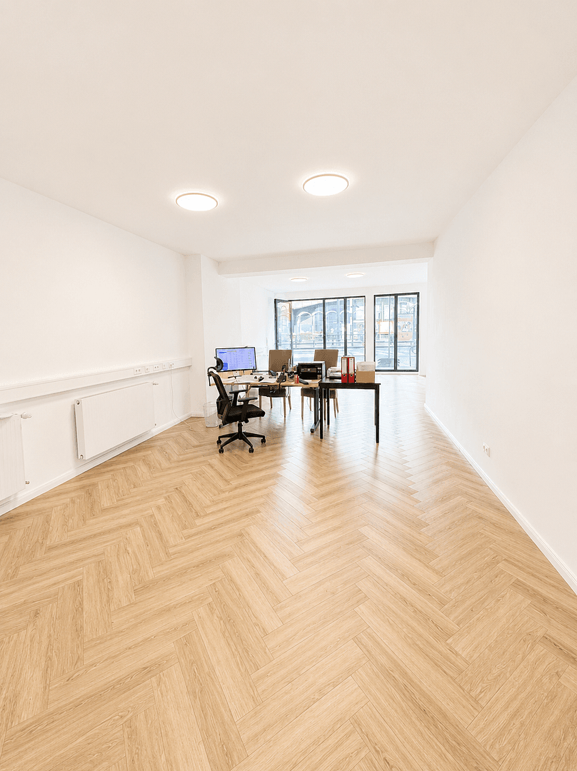 Prenájom kancelárie 115 m², Baselerstrasse 17, Frankfurt, Hesensko Prenájom kancelárie 115 m², Baselerstrasse 17, Frankfurt, Hesensko