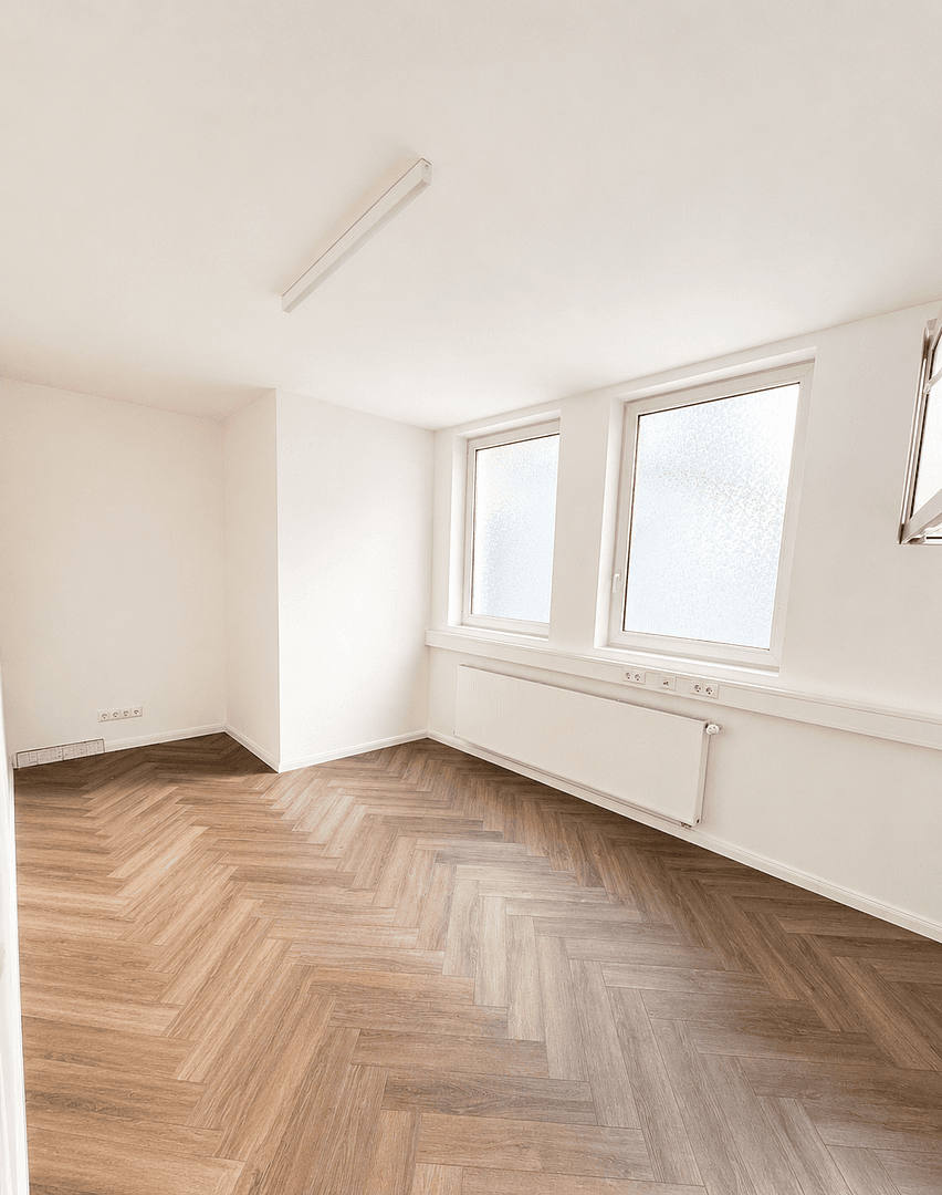 Prenájom kancelárie 115 m², Baselerstrasse 17, Frankfurt, Hesensko Prenájom kancelárie 115 m², Baselerstrasse 17, Frankfurt, Hesensko