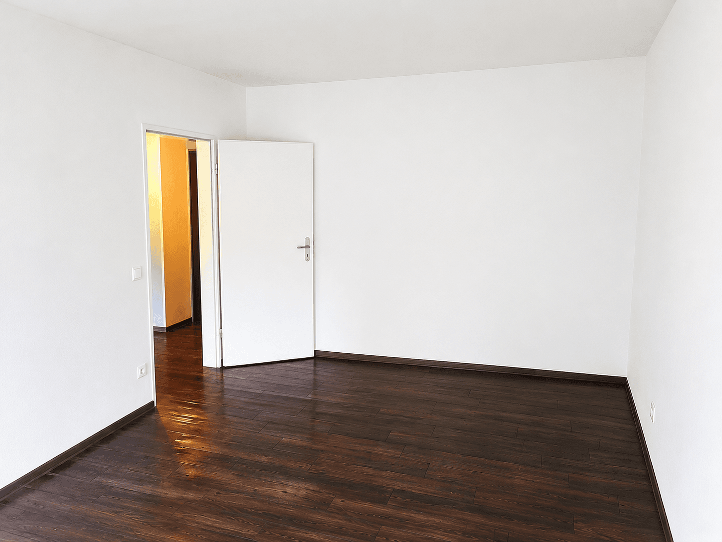 Prenájom bytu 2-izbový 70 m², Jenfelder Str. 248a, Hamburg, Hamburg Prenájom bytu 2-izbový 70 m², Jenfelder Str. 248a, Hamburg, Hamburg