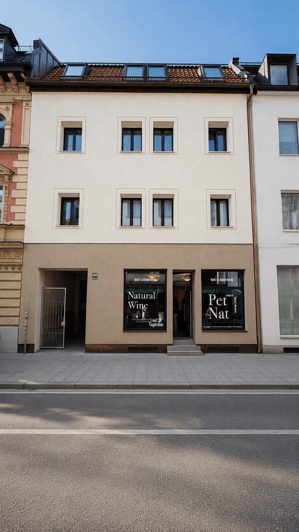 Prenájom bytu 2-izbový 75 m², Schwanthalerstr. 142, München, Bavorsko Prenájom bytu 2-izbový 75 m², Schwanthalerstr. 142, München, Bavorsko