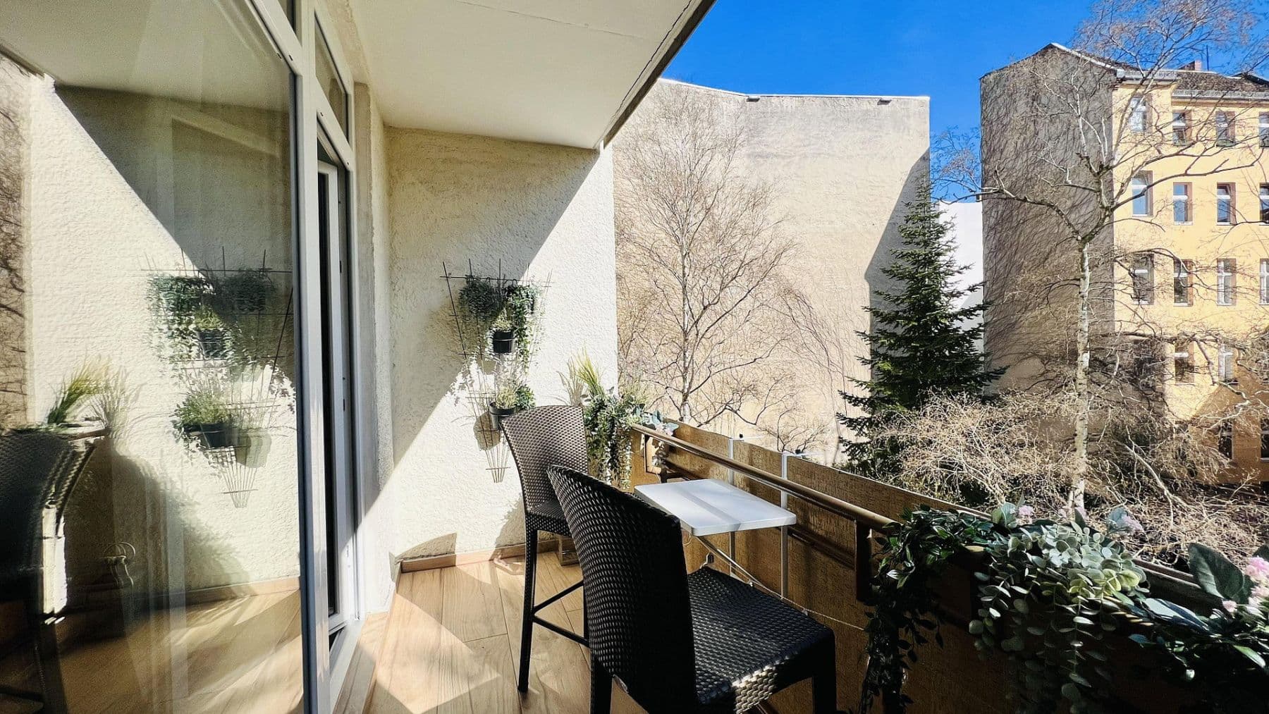 Predaj bytu 3-izbový 82 m², Berlin, Berlín Predaj bytu 3-izbový 82 m², Berlin, Berlín
