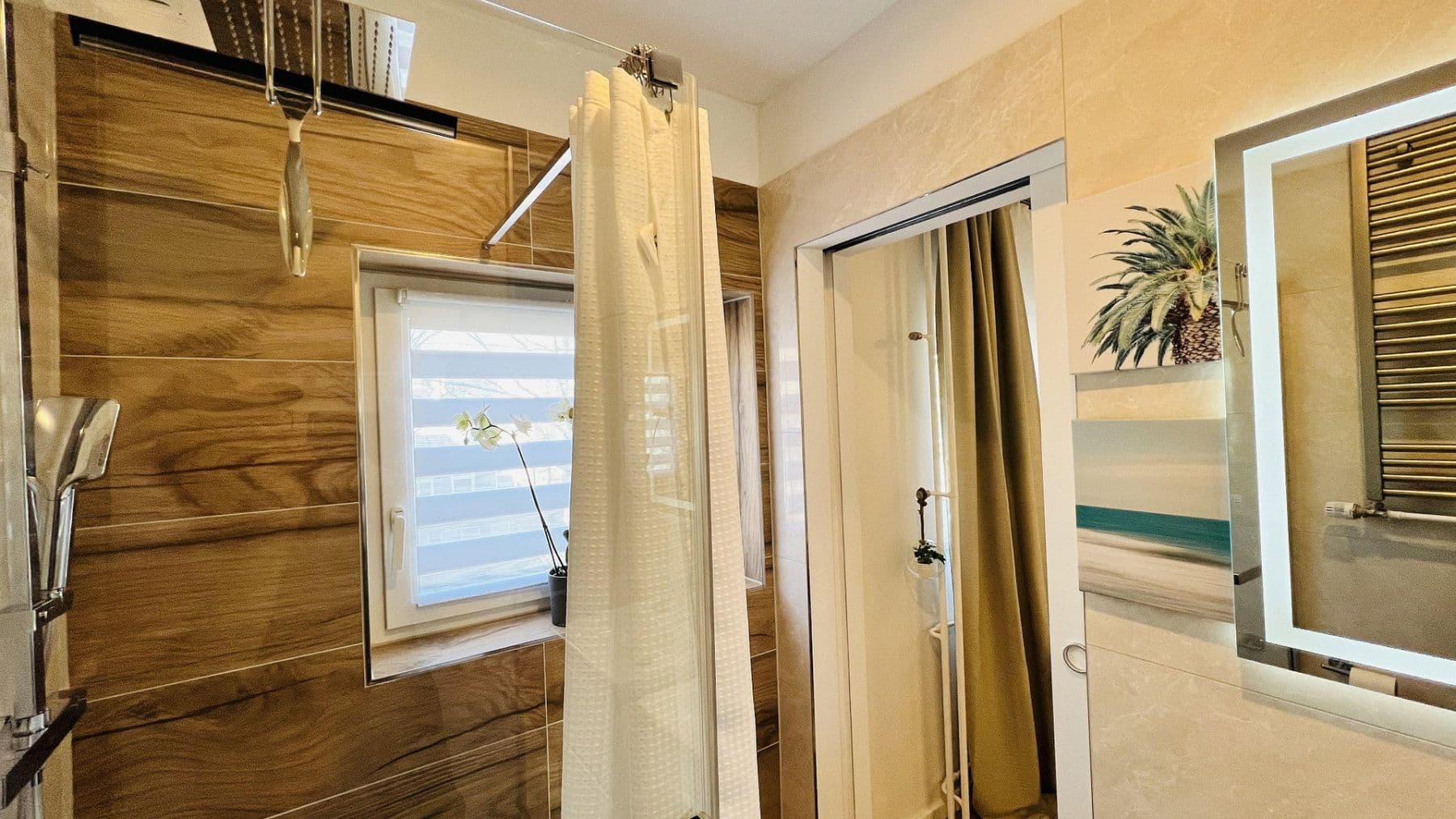 Predaj bytu 3-izbový 82 m², Berlin, Berlín Predaj bytu 3-izbový 82 m², Berlin, Berlín