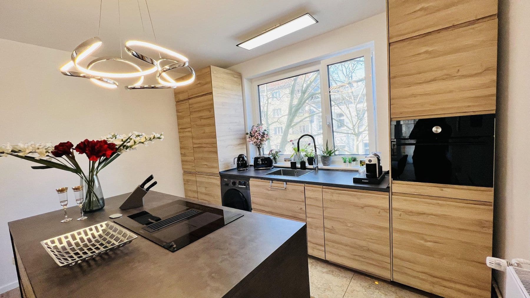 Predaj bytu 3-izbový 82 m², Berlin, Berlín Predaj bytu 3-izbový 82 m², Berlin, Berlín