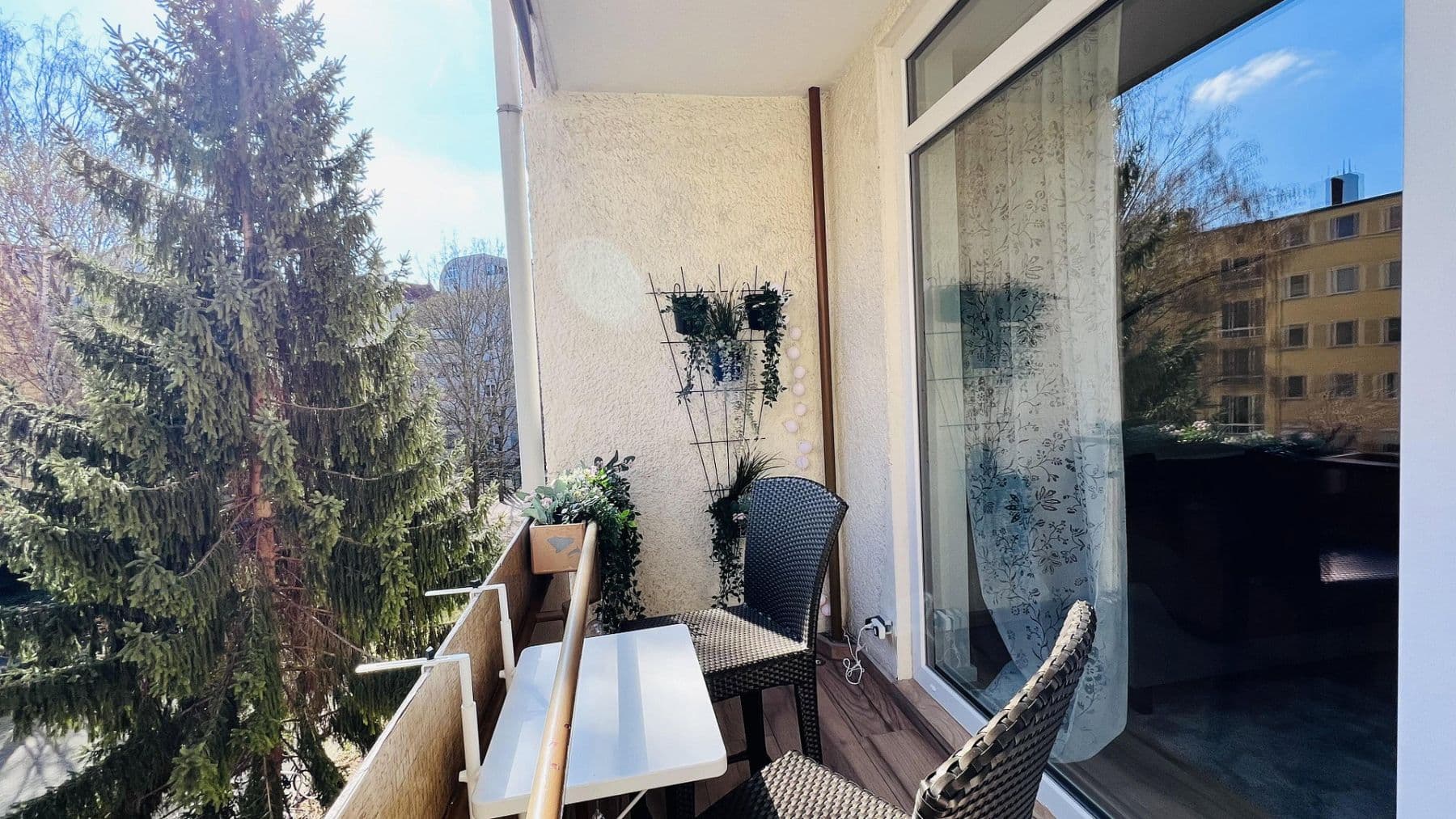 Predaj bytu 3-izbový 82 m², Berlin, Berlín Predaj bytu 3-izbový 82 m², Berlin, Berlín