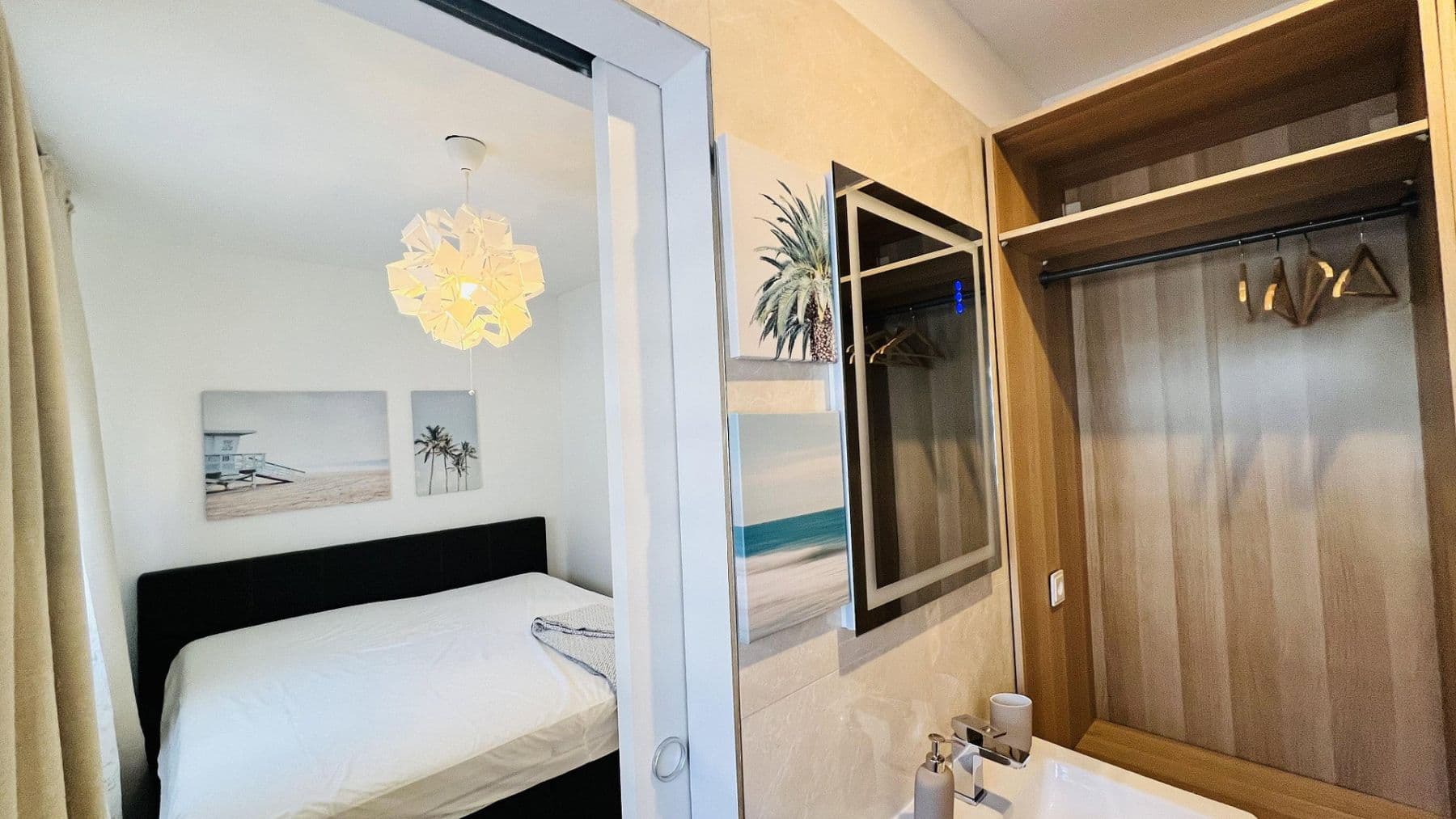 Predaj bytu 3-izbový 82 m², Berlin, Berlín Predaj bytu 3-izbový 82 m², Berlin, Berlín