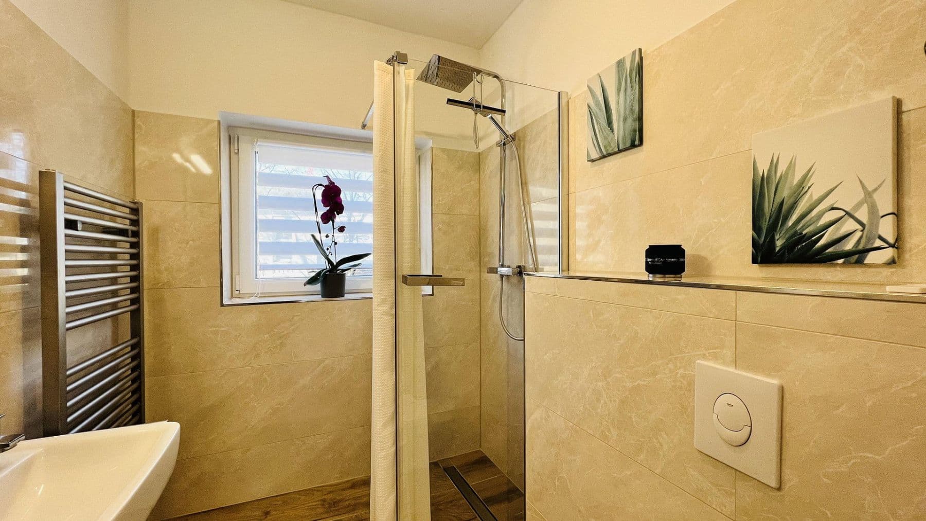 Predaj bytu 3-izbový 82 m², Berlin, Berlín Predaj bytu 3-izbový 82 m², Berlin, Berlín