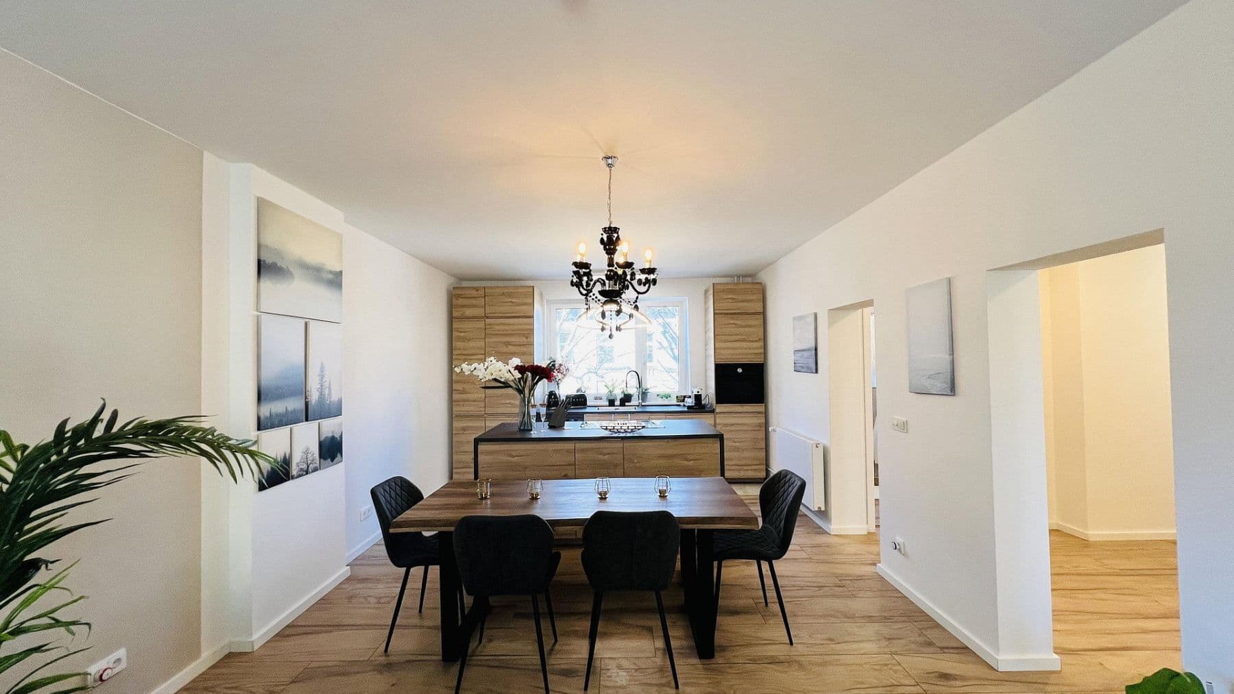 Predaj bytu 3-izbový 82 m², Berlin, Berlín Predaj bytu 3-izbový 82 m², Berlin, Berlín