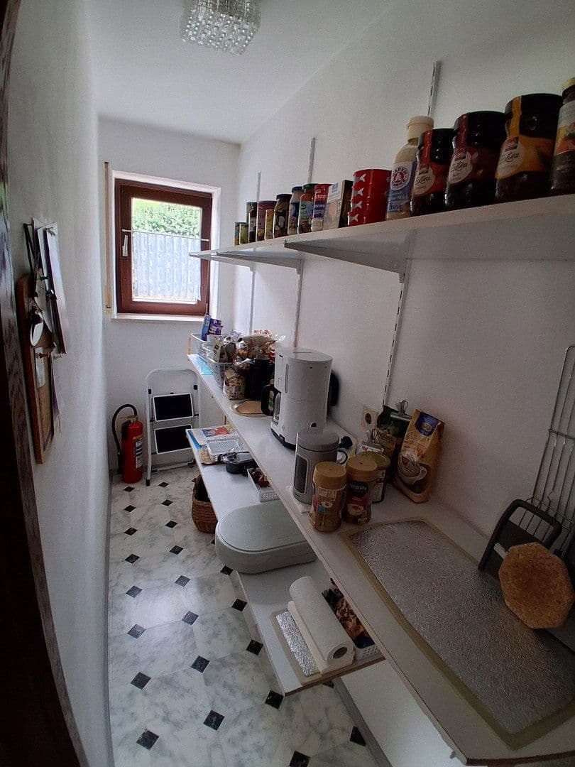 Prenájom domu 106 m², pozemok 673 m², Von-Ostrach-Straße 14, Dinkelscherben, Bavorsko Prenájom domu 106 m², pozemok 673 m², Von-Ostrach-Straße 14, Dinkelscherben, Bavorsko