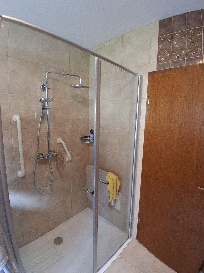 Prenájom domu 106 m², pozemok 673 m², Von-Ostrach-Straße 14, Dinkelscherben, Bavorsko Prenájom domu 106 m², pozemok 673 m², Von-Ostrach-Straße 14, Dinkelscherben, Bavorsko