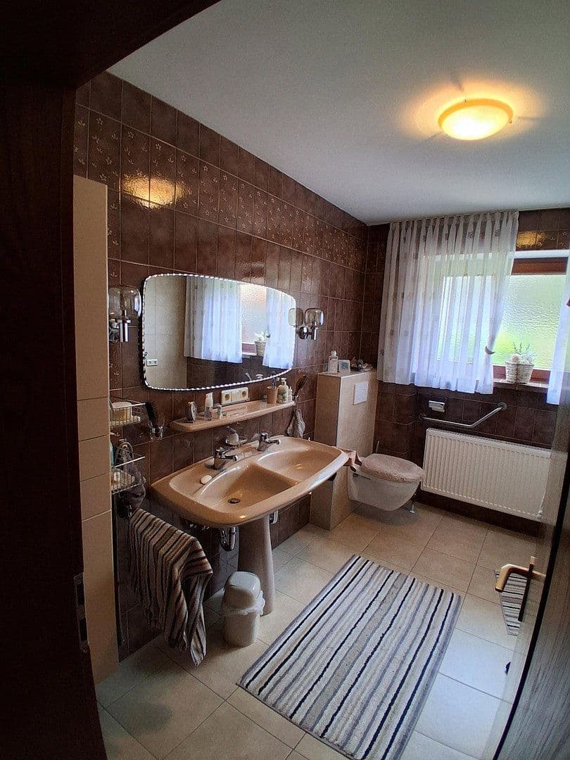 Prenájom domu 106 m², pozemok 673 m², Von-Ostrach-Straße 14, Dinkelscherben, Bavorsko Prenájom domu 106 m², pozemok 673 m², Von-Ostrach-Straße 14, Dinkelscherben, Bavorsko