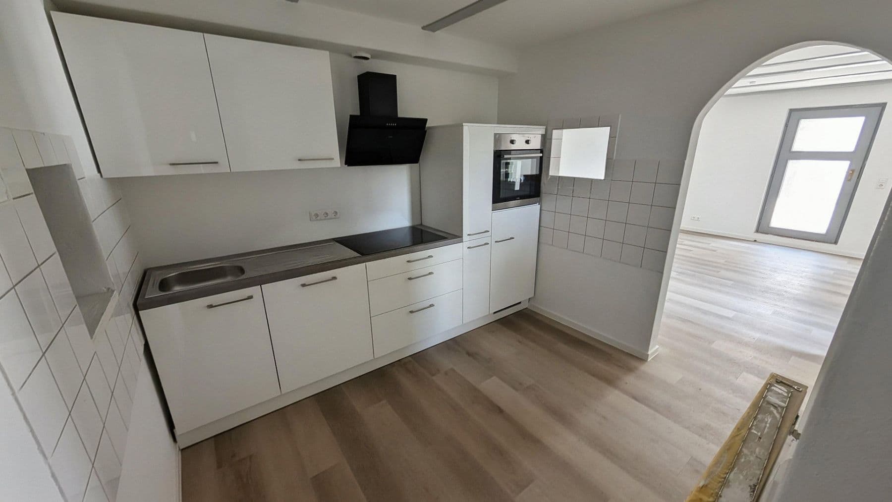 Prenájom bytu 2-izbový 61 m², Bruchsal, Bádensko-Wurttembersko Prenájom bytu 2-izbový 61 m², Bruchsal, Bádensko-Wurttembersko