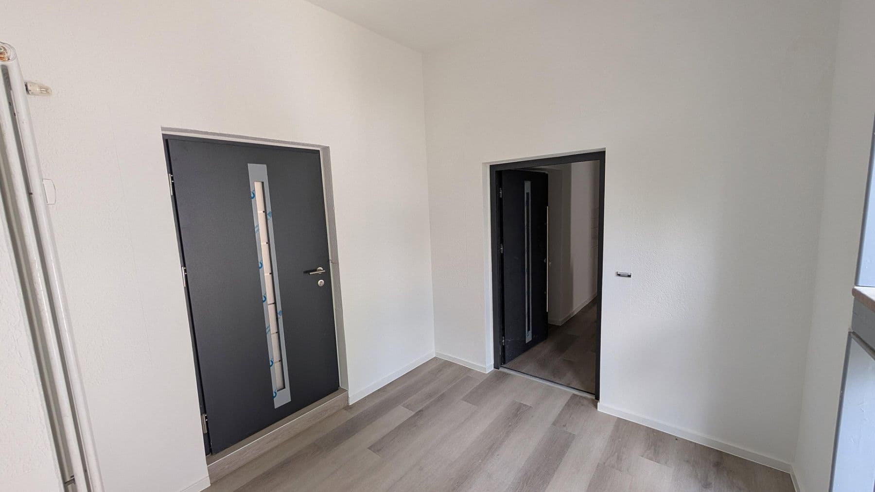Prenájom bytu 2-izbový 61 m², Bruchsal, Bádensko-Wurttembersko Prenájom bytu 2-izbový 61 m², Bruchsal, Bádensko-Wurttembersko