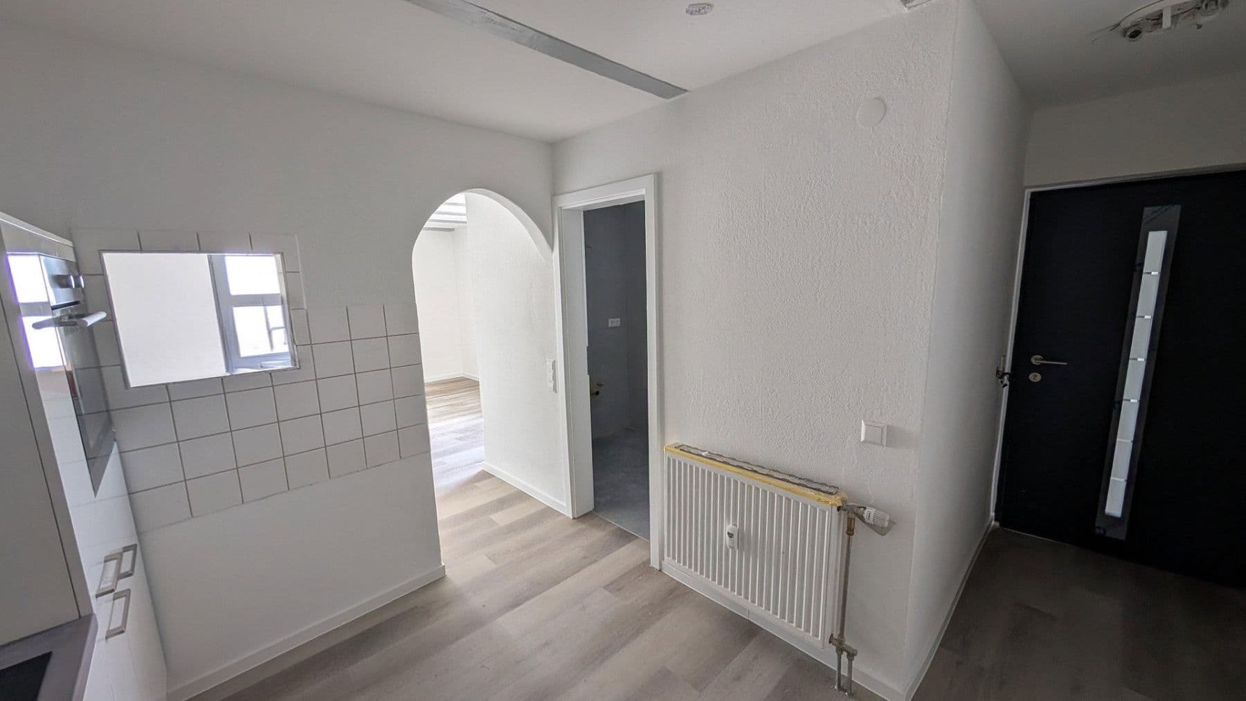 Prenájom bytu 2-izbový 61 m², Bruchsal, Bádensko-Wurttembersko Prenájom bytu 2-izbový 61 m², Bruchsal, Bádensko-Wurttembersko