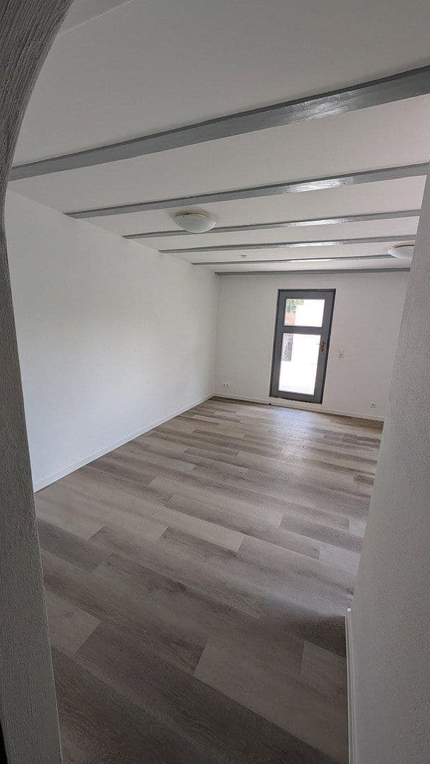 Prenájom bytu 2-izbový 61 m², Bruchsal, Bádensko-Wurttembersko Prenájom bytu 2-izbový 61 m², Bruchsal, Bádensko-Wurttembersko