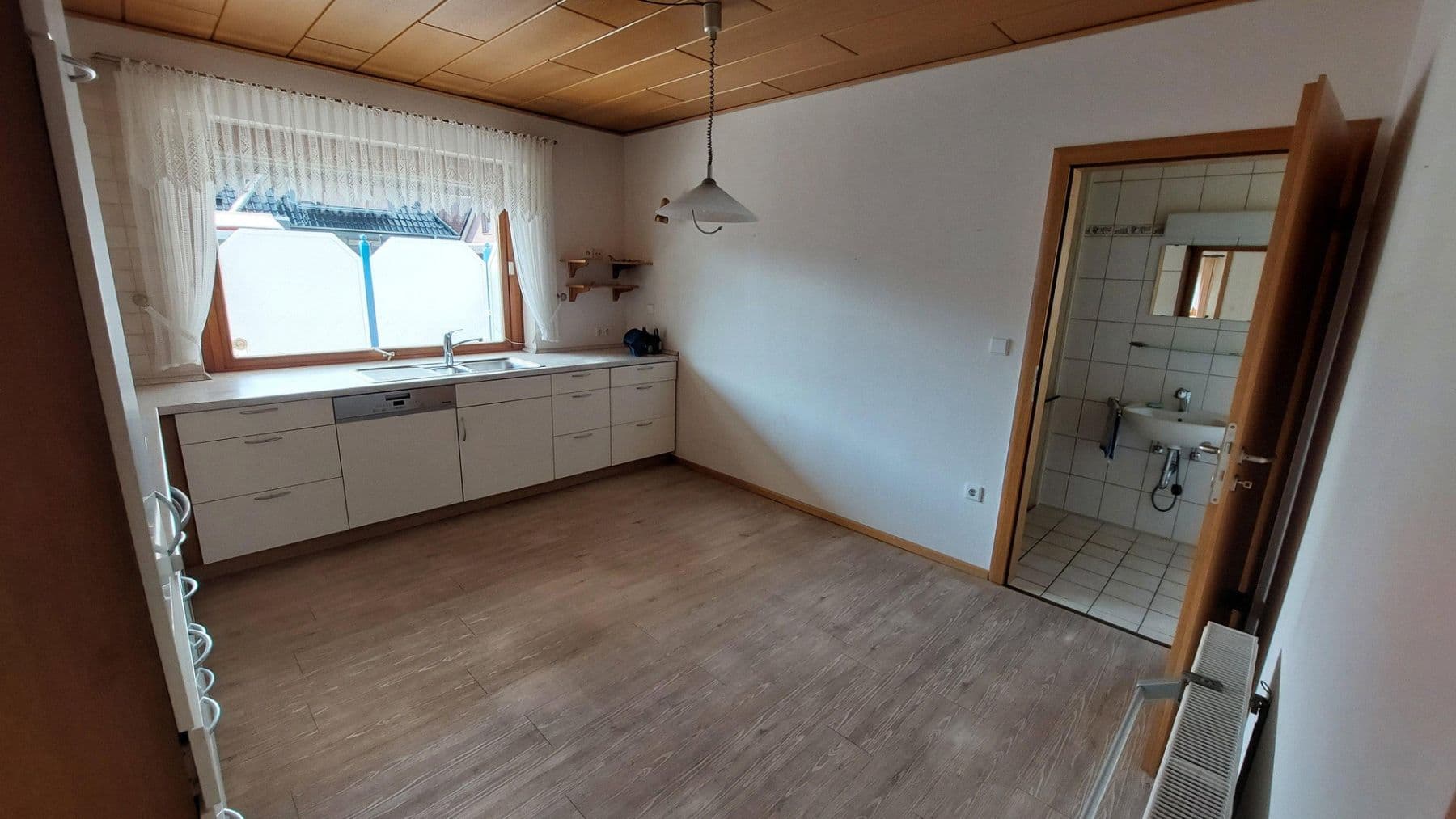 Predaj domu 138 m², pozemok 1.106 m², Weyhe, Dolné Sasko Predaj domu 138 m², pozemok 1.106 m², Weyhe, Dolné Sasko