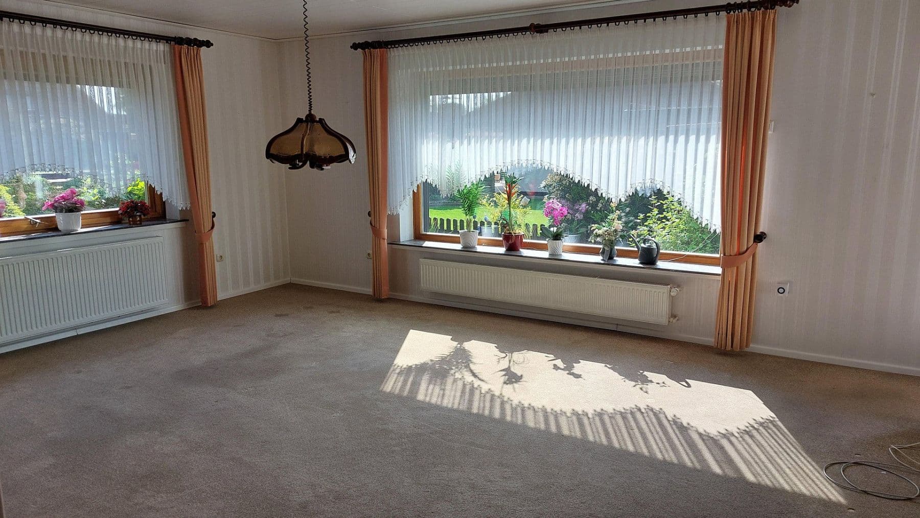 Predaj domu 138 m², pozemok 1.106 m², Weyhe, Dolné Sasko Predaj domu 138 m², pozemok 1.106 m², Weyhe, Dolné Sasko