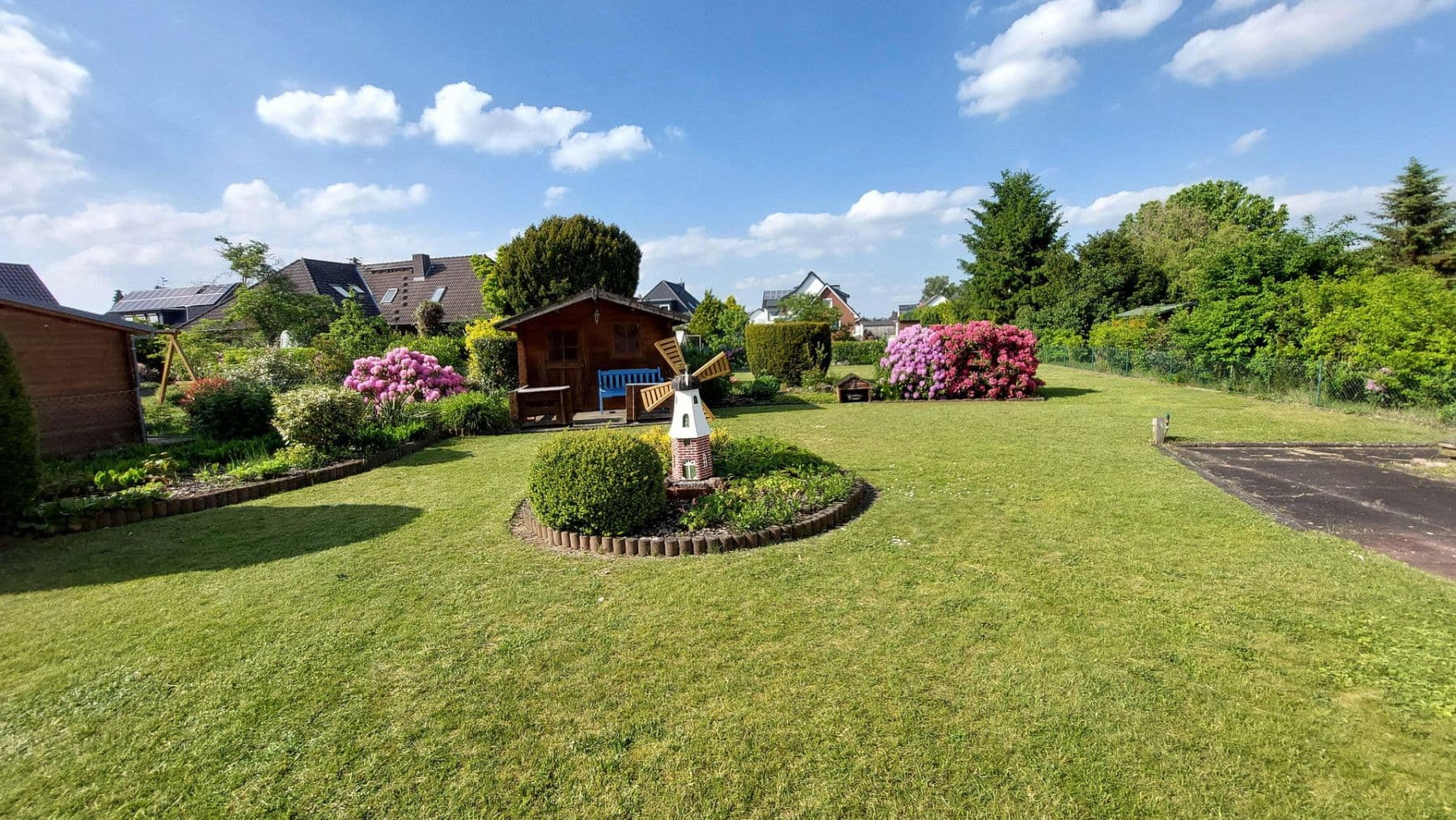 Predaj domu 138 m², pozemok 1.106 m², Weyhe, Dolné Sasko Predaj domu 138 m², pozemok 1.106 m², Weyhe, Dolné Sasko