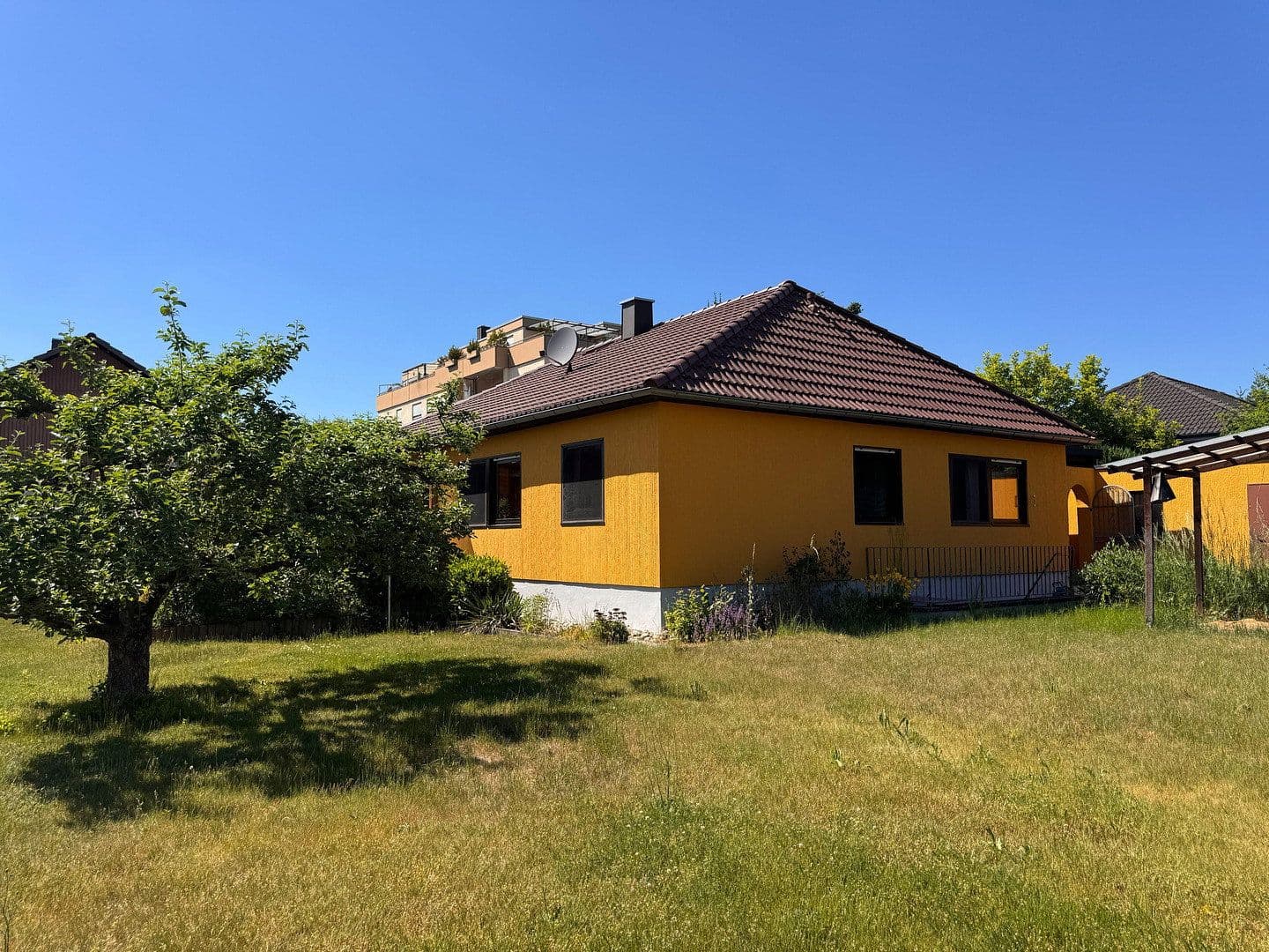 Predaj domu 112 m², pozemok 650 m², Höchstadt an der Aisch, Bavorsko Predaj domu 112 m², pozemok 650 m², Höchstadt an der Aisch, Bavorsko