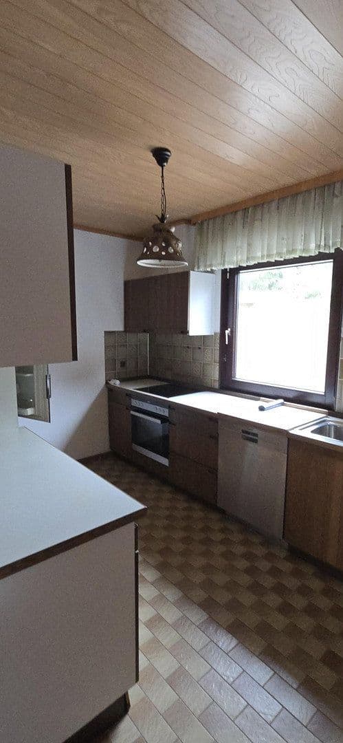 Predaj domu 112 m², pozemok 650 m², Höchstadt an der Aisch, Bavorsko Predaj domu 112 m², pozemok 650 m², Höchstadt an der Aisch, Bavorsko