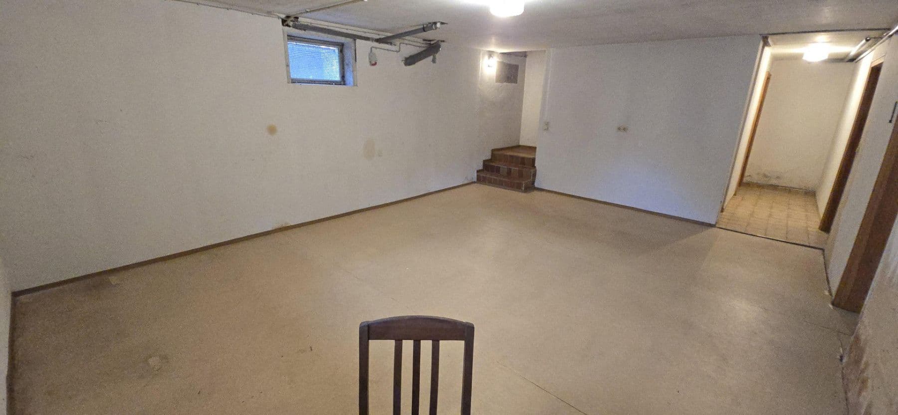 Predaj domu 112 m², pozemok 650 m², Höchstadt an der Aisch, Bavorsko Predaj domu 112 m², pozemok 650 m², Höchstadt an der Aisch, Bavorsko