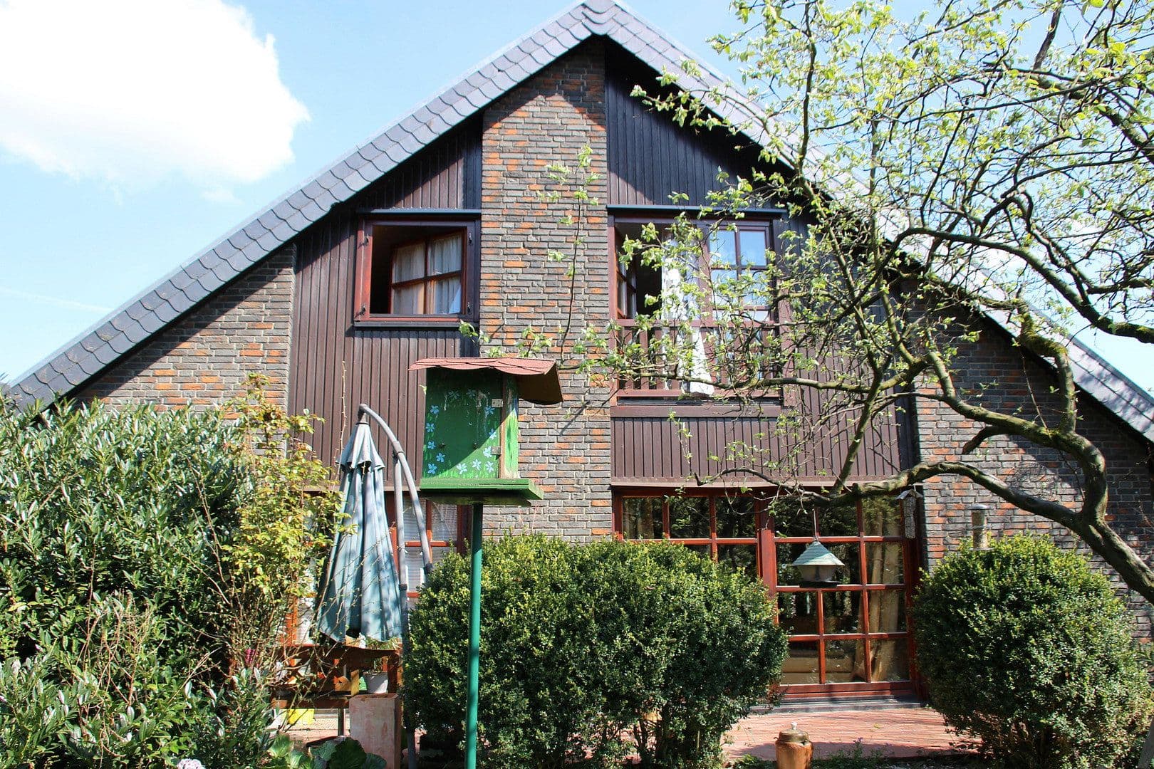 Predaj domu 195 m², pozemok 829 m², Neunkirchen-Seelscheid, Severné Porýnie - Westfálsko Predaj domu 195 m², pozemok 829 m², Neunkirchen-Seelscheid, Severné Porýnie - Westfálsko