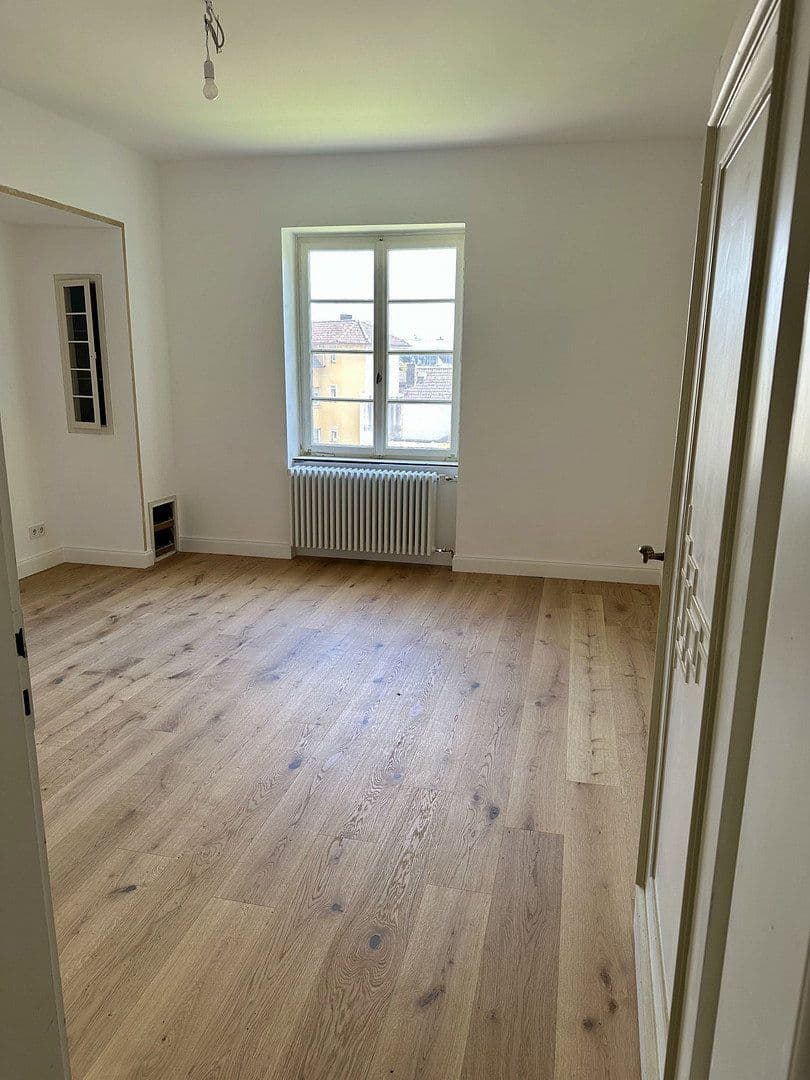 Prenájom bytu 5-izbový 140 m², Weberstraße 10, Bad Homburg vor der Höhe, Hesensko Prenájom bytu 5-izbový 140 m², Weberstraße 10, Bad Homburg vor der Höhe, Hesensko