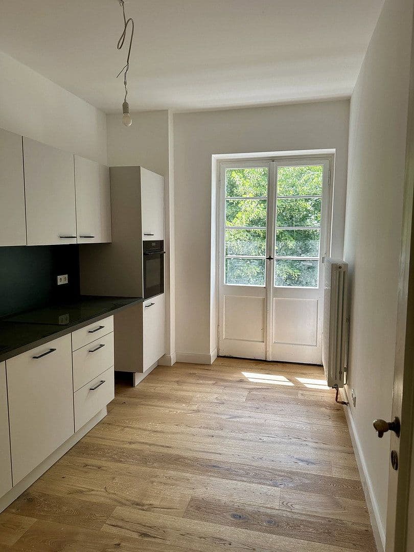 Prenájom bytu 5-izbový 140 m², Weberstraße 10, Bad Homburg vor der Höhe, Hesensko Prenájom bytu 5-izbový 140 m², Weberstraße 10, Bad Homburg vor der Höhe, Hesensko