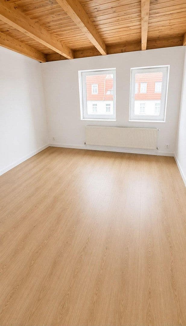Prenájom bytu 4-izbový 98 m², Wolfenbütteler Str. 31, Magdeburg, Sasko-Anhaltsko Prenájom bytu 4-izbový 98 m², Wolfenbütteler Str. 31, Magdeburg, Sasko-Anhaltsko