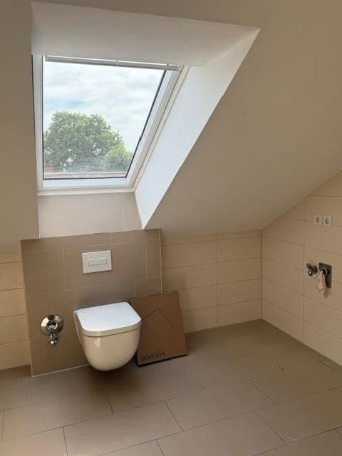 Prenájom bytu 2-izbový 62 m², Lindenstraße 23, Wustrow, Meklenbursko-Predpomoransko Prenájom bytu 2-izbový 62 m², Lindenstraße 23, Wustrow, Meklenbursko-Predpomoransko