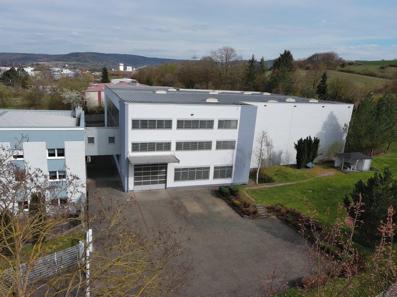 Prenájom nebytového priestoru 8.156 m², Gelnhausen, Hesensko Prenájom nebytového priestoru 8.156 m², Gelnhausen, Hesensko