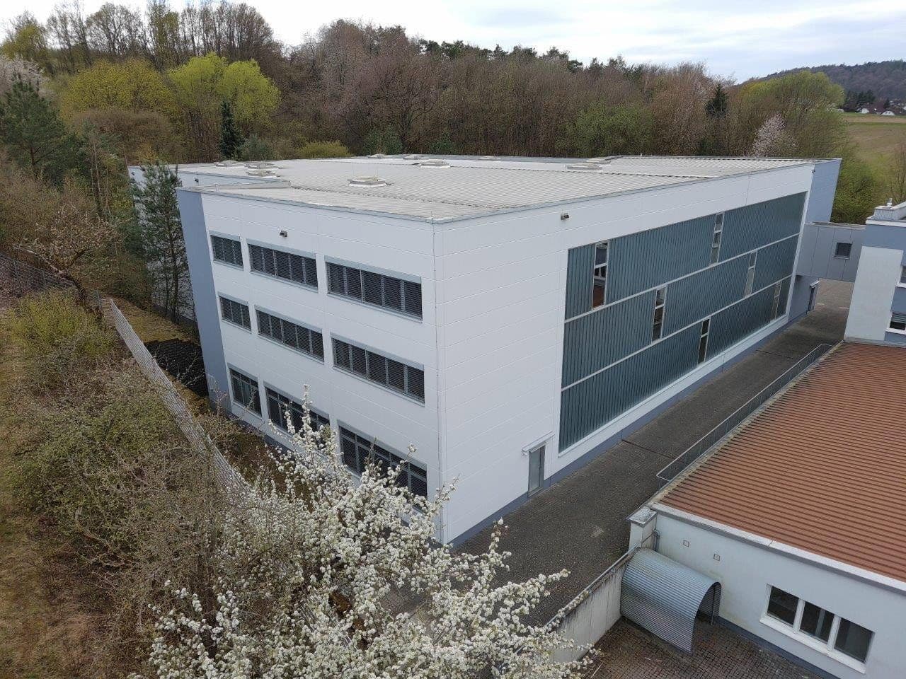 Prenájom nebytového priestoru 8.156 m², Gelnhausen, Hesensko Prenájom nebytového priestoru 8.156 m², Gelnhausen, Hesensko