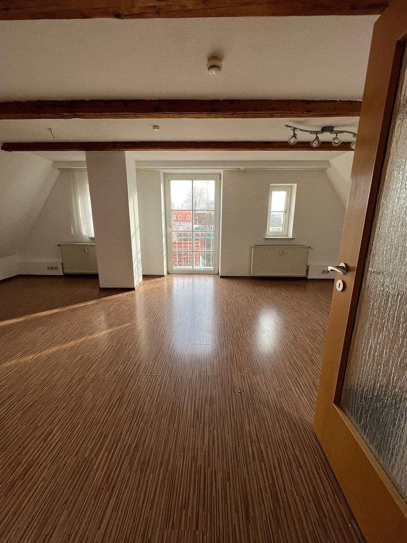 Prenájom bytu 1-izbový 36 m², Maximilianstraße 57, Mindelheim, Bavorsko Prenájom bytu 1-izbový 36 m², Maximilianstraße 57, Mindelheim, Bavorsko