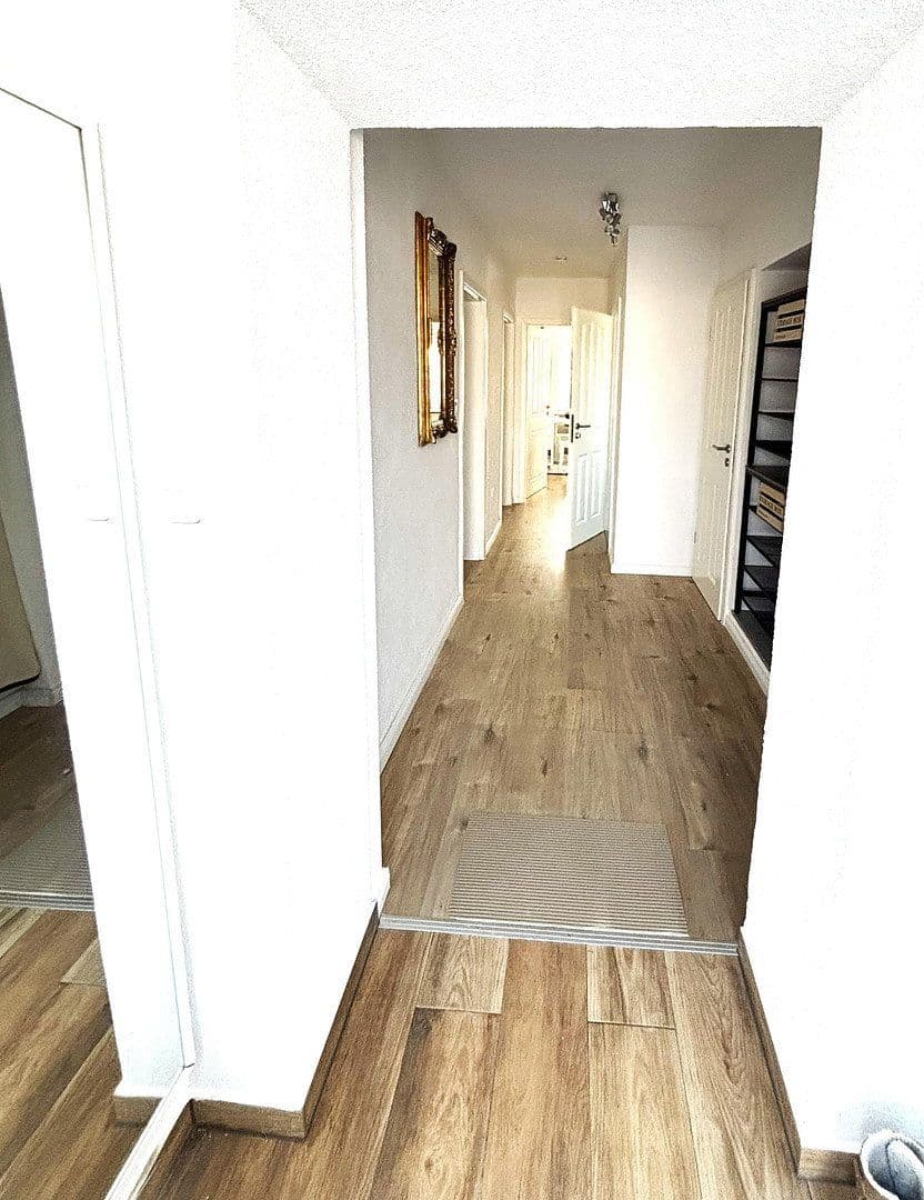 Prenájom domu 135 m², pozemok 500 m², Baierbrunn, Bavorsko Prenájom domu 135 m², pozemok 500 m², Baierbrunn, Bavorsko